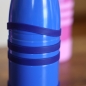Preview: Yumbox Aqua - Edelstahl Dreifach isolierte Wasserflasche 420 ml - Ozeanblau mit Edelstahlkappe