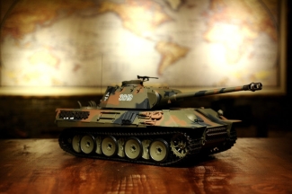 RC Panzer German Panther 1:16 Heng Long - Rauch & Sound + Stahlgetriebe Und 2,4Ghz - V7.0 - Pro Modell
